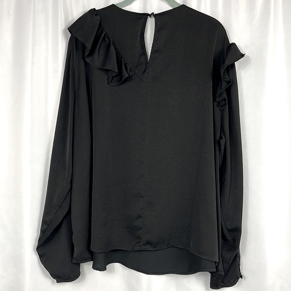 Lane Bryant Ruffle Sleeve Top - Picture 2 of 7